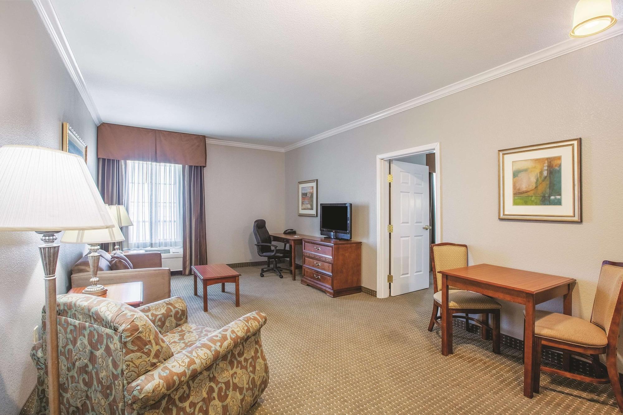 La Quinta By Wyndham Gainesville Exterior photo